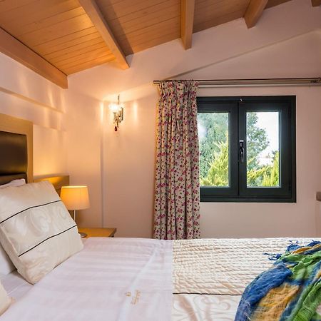 Pilot'S Villas Luxury Suites Hersonissos  Exterior photo